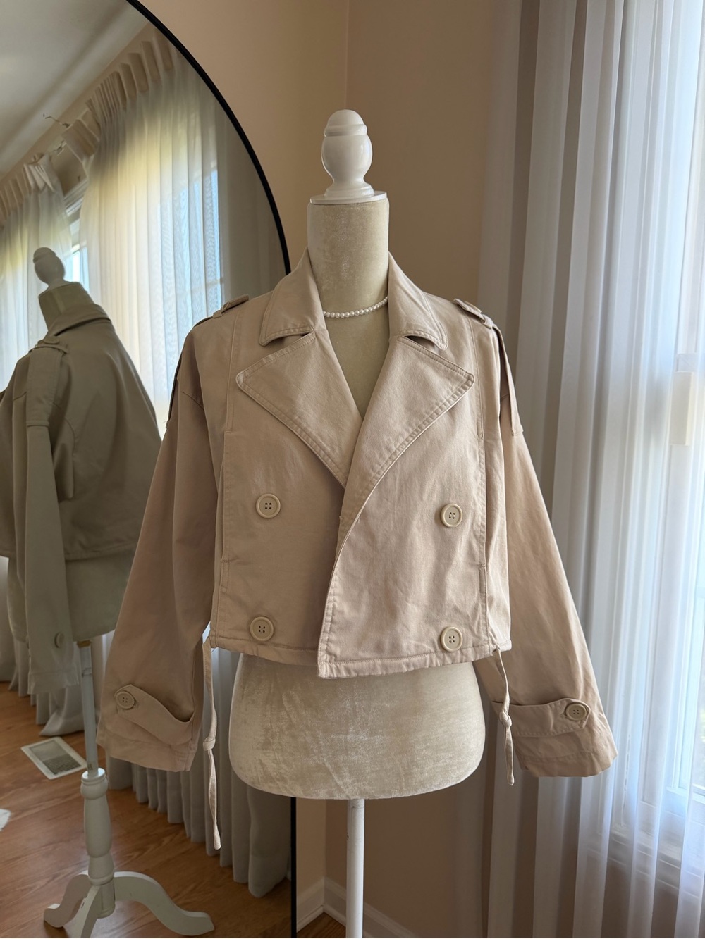 Forever 21 Beige Cropped Trench Coat Jacket Size XS